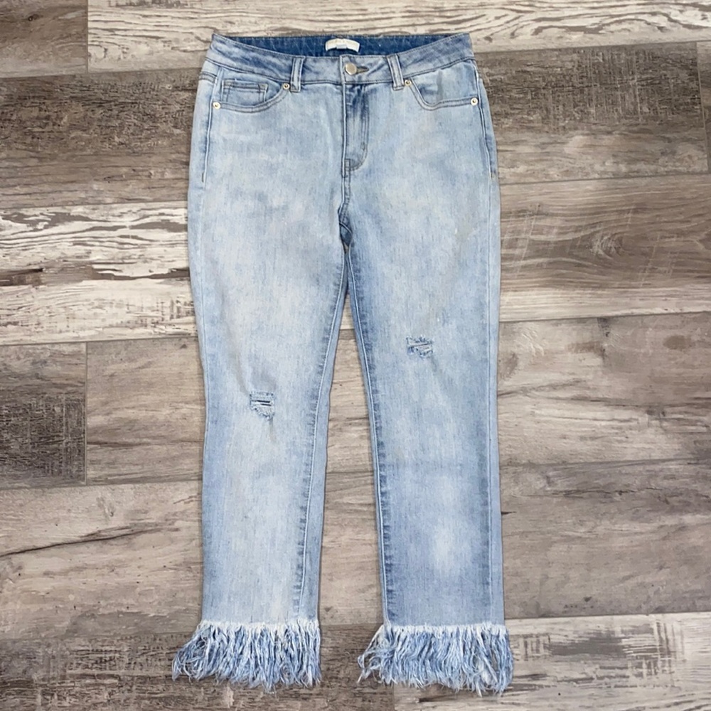 Cute!!! Chelsea and Violet size 14 Jeans with adorable hemline! Like new